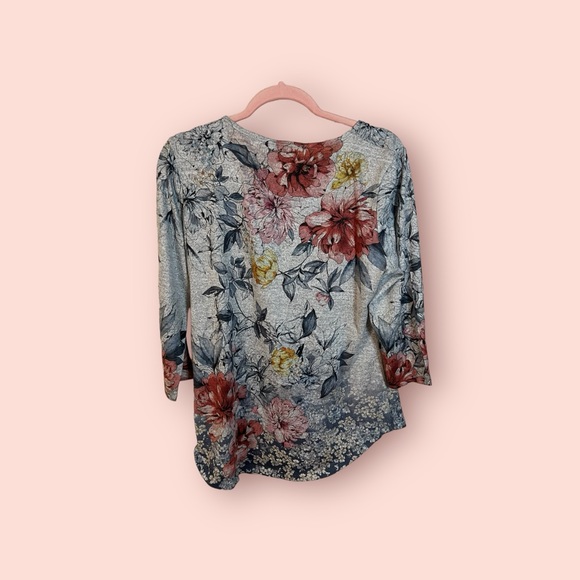 A lovely top by Style & Co in size medium - Picture 5 of 6